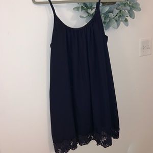 TOBI 🔹 Navy Shift Dress